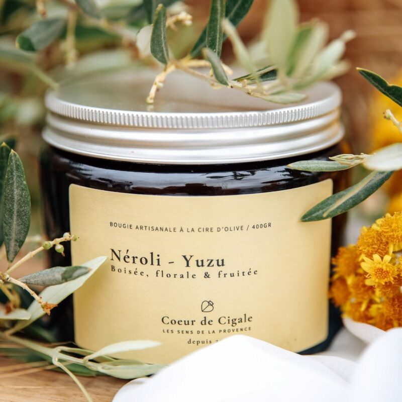 Grande bougie parfumée Agrumes, Néroli et Yuzu. Bougie végétale à la cire d'olive.