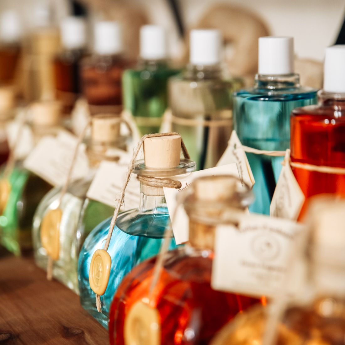 Diffuseur de parfum à bâtonnets Cœur de Cigale. Fabriqué en Provence.