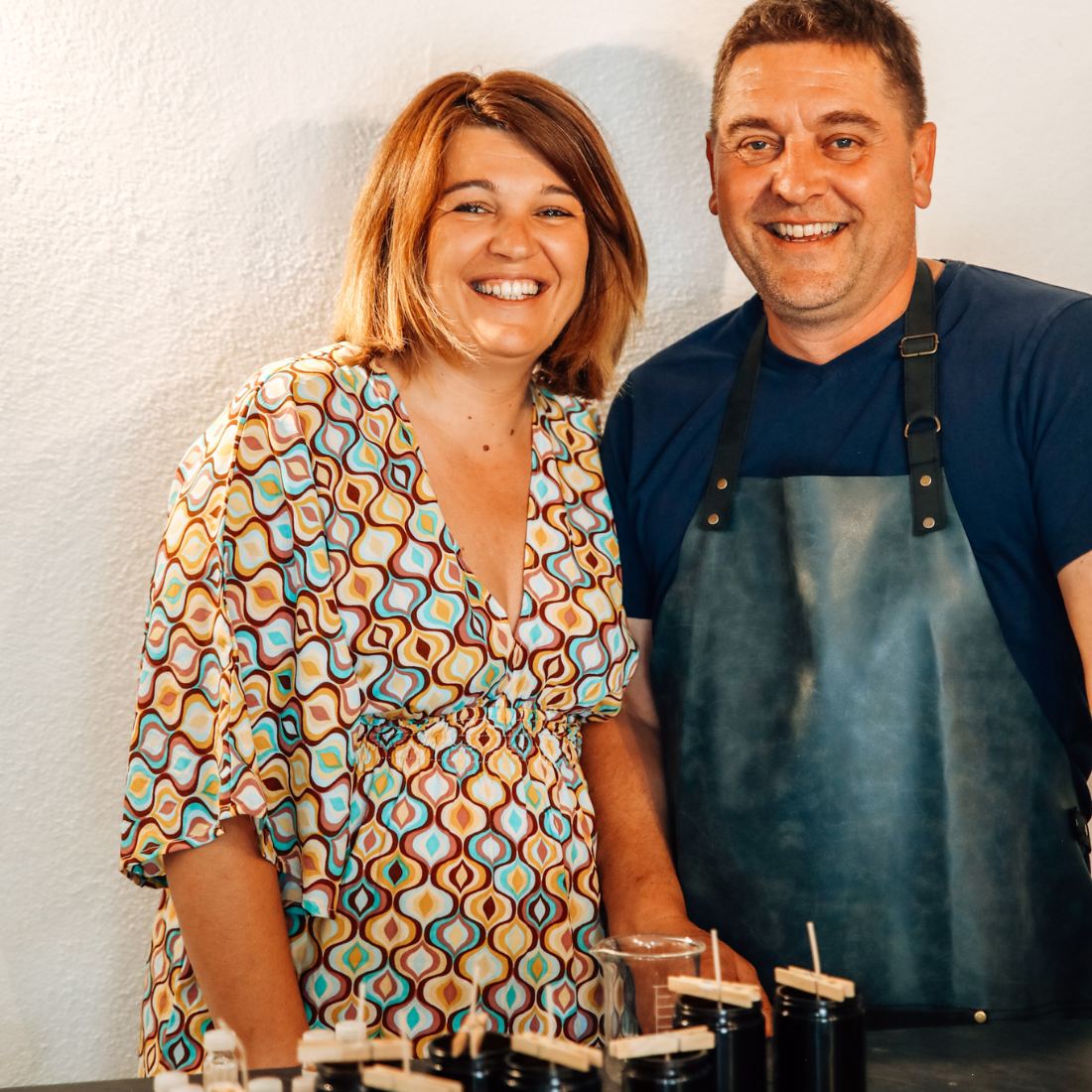 Cœur de Cigale, marque de bougies artisanales en Provence. Nathalie et Jean-François Buisson.