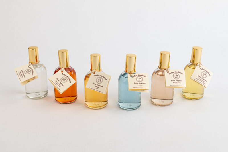 Collection de parfums d'ambiance spray Cœur de Cigale. Fragrance de Grasse, fait-main en Provence.