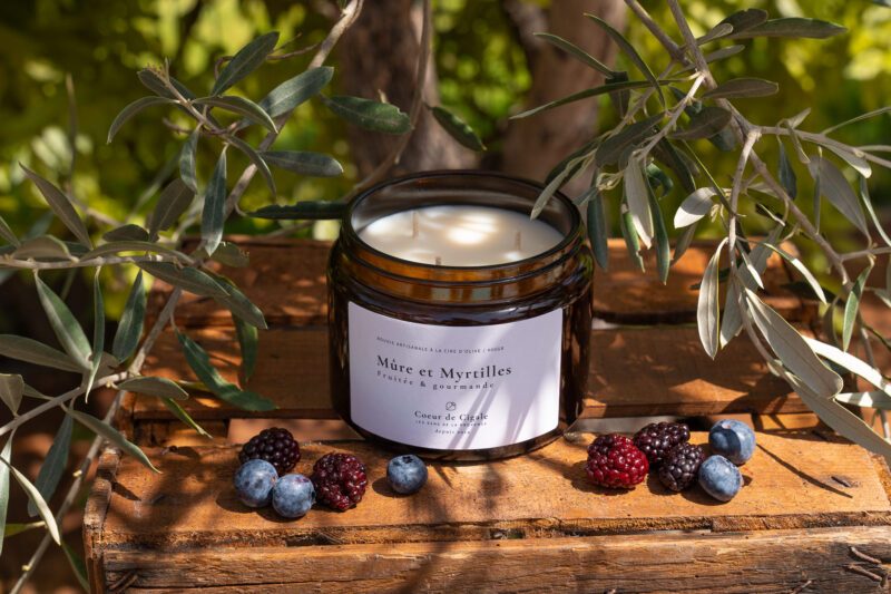 Bougie artisanale mûre myrtilles, cire végétale d'olive
